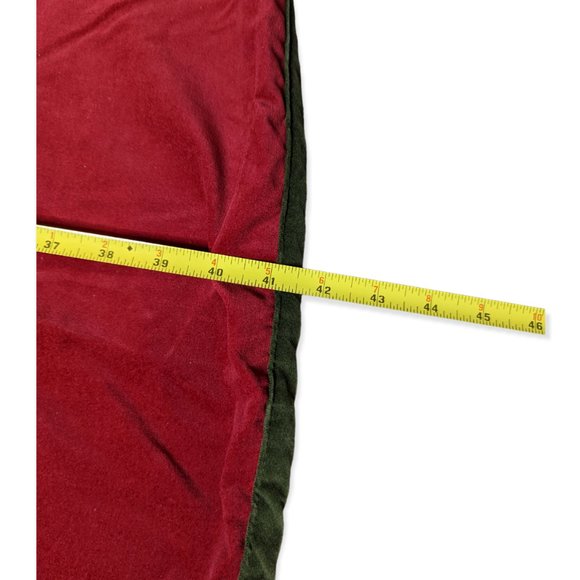 Red & Green Christmas Tree Skirt - Picture 9 of 14